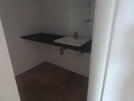 1. MONAT MIETZINSFREI! Moderne 2-Zimmer-Wohnung mit großzügigen Balkon: Genießen Sie Komfort Nähe Hauptbahnhof - Top 610 - Foto 3