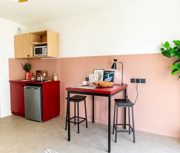 Chb dans T3 49-50m2 PARVIS + - Photo 2