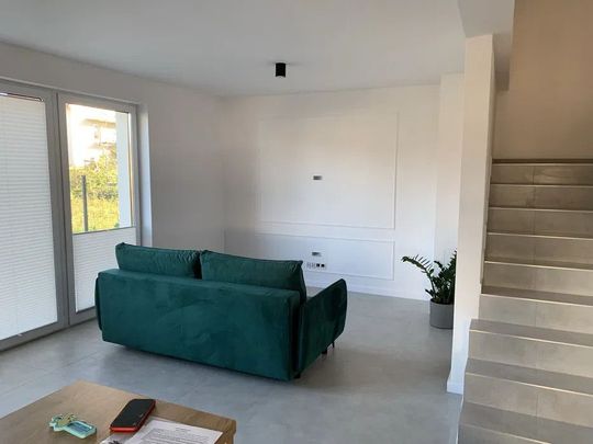 Połowa Bliźniaka z ogórkiem, 5-pokojowe | Gowino - Zdjęcie 1