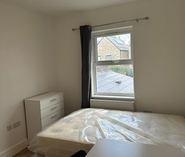Room in a Shared House, Nutfield Road, E15 - Photo 1