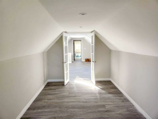 For Lease - 5749 Lakeshore Road Unit# 2, Whitchurch-Stouffville, Ontario - Photo 1