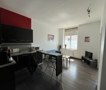 Location Appartement 3 pièces 46m² LILLE 59000 - Photo 3