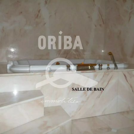 Location Appartement 4 pièces 121m² LA BAULE ESCOUBLAC 44500 - Photo 3