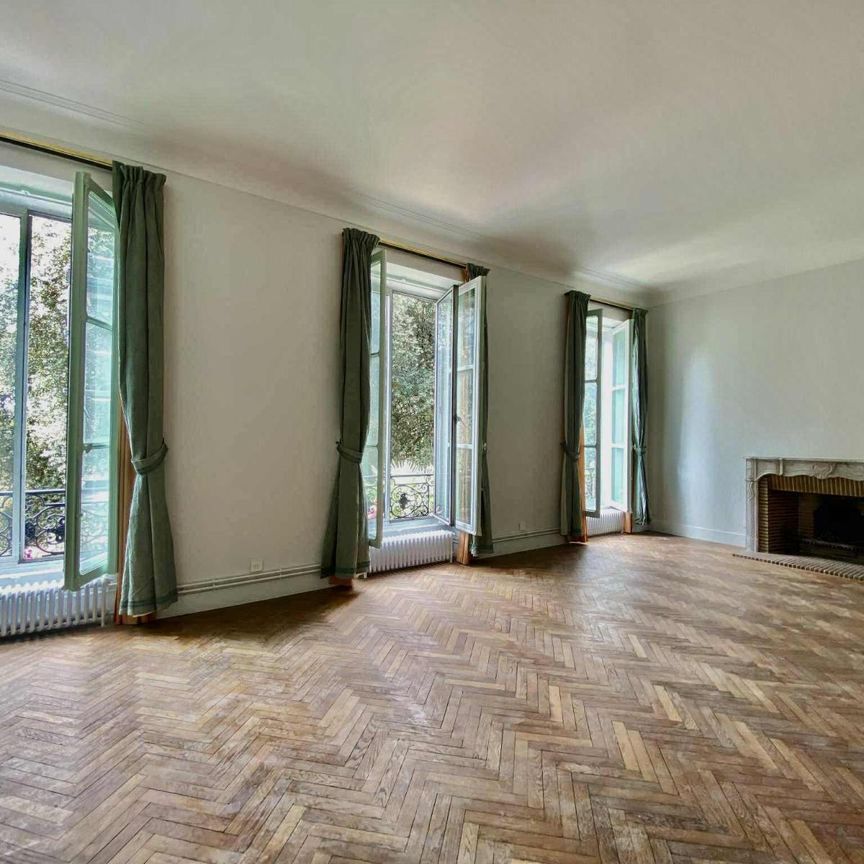 Location Appartement 4 pièces 155m² BORDEAUX 33000 - Photo 1