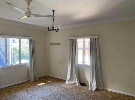 Clayfield - Photo 5