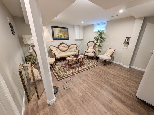 All Inclusive 3-Bed Lower Unit in Welland! - Photo 1