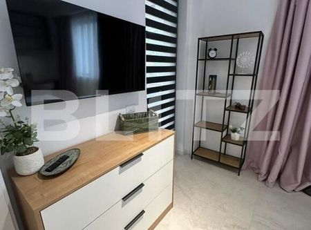 Apartament, de inchiriat, cu 2 camere, 55 mp, zona centrală - Fotografie 4