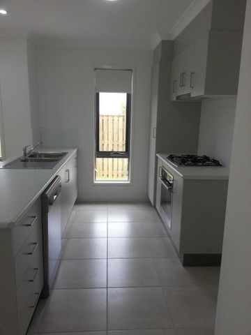 1 Peppertree Crescent, Andergrove QLD 4740 - House For Rent | Domain - Photo 3