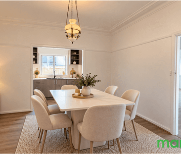 Comfortable Three-Bedroom Home with a Spacious Backyard - Photo 3