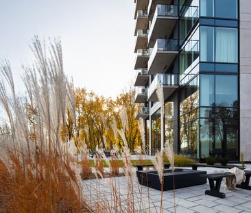 3030 Boulevard Lévesque Ouest, Laval, QC - Photo 2