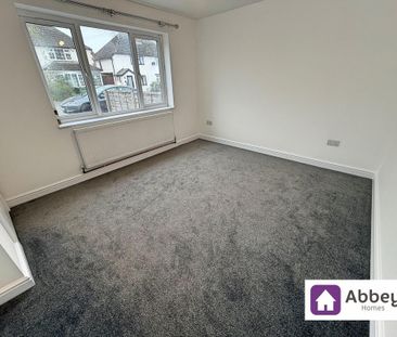 3 bedroom semi-detached house to rent - Photo 4