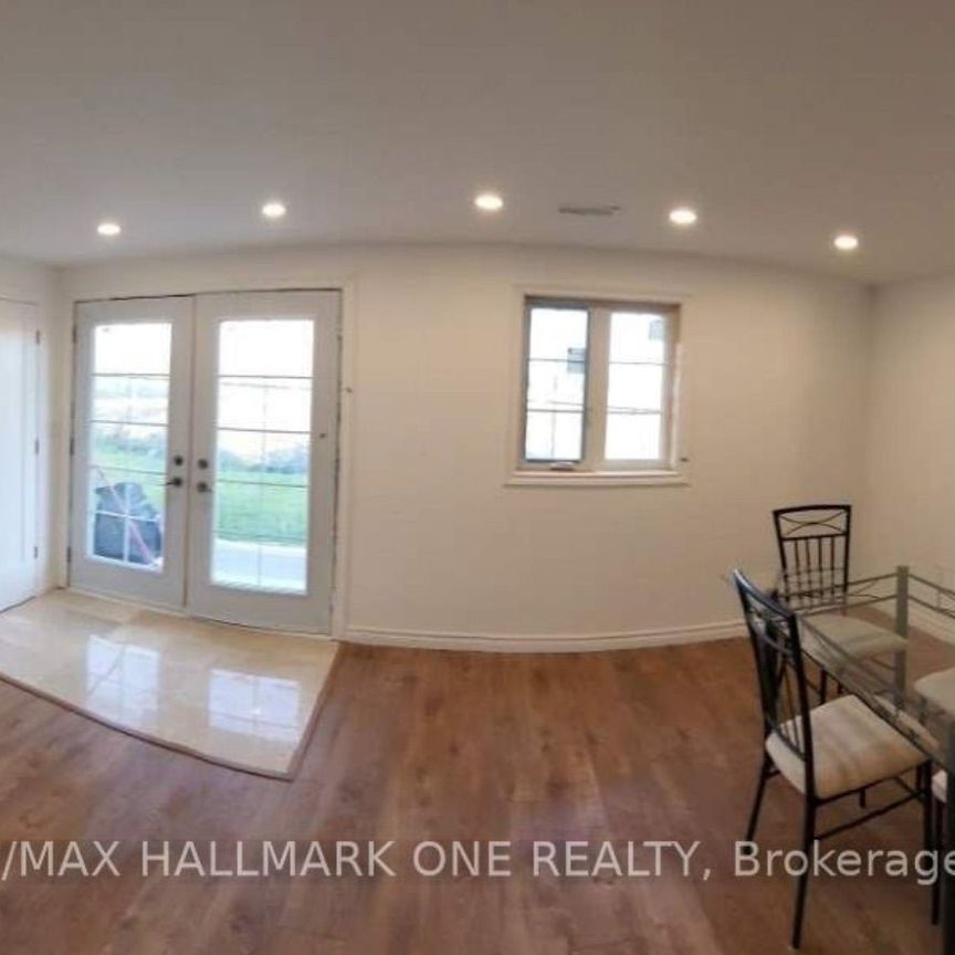 For Lease - 18 Frank Kelly Drive, East Gwillimbury, Ontario - Photo 1