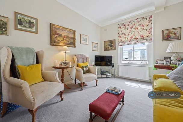 2 bedroom flat to rent - Photo 1