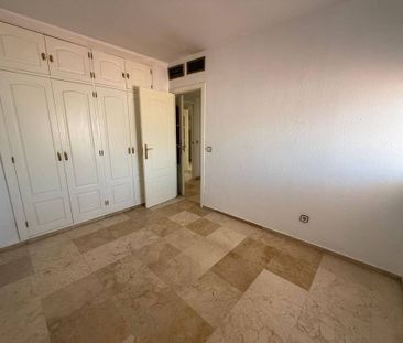 3 bedroom luxury penthouse for rent in Seville, Andalusia - Photo 4