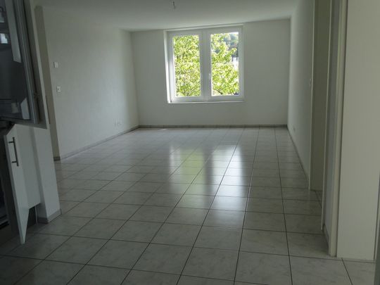 Per sofort zu vermieten: Moderne 4.5 Zi-Wohnung mit Gartenanteil und eigene Waschmaschine in 5012 Schönenwerd - Foto 1