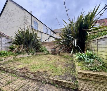 Windsor Road, Bexhill-On-Sea, TN39 3PE - Photo 1