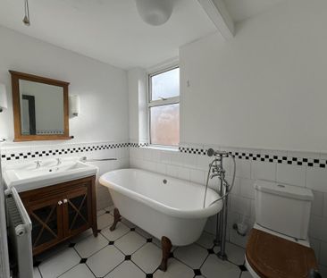 5 bedroom terraced house to rent - Photo 2