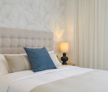 2 bedroom luxury penthouse for rent in Estepona, Spain - Photo 6