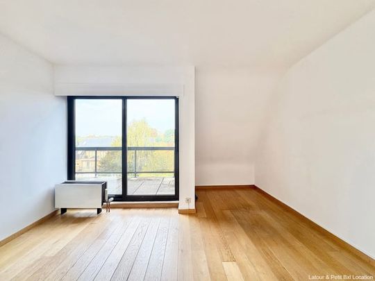 Appartement te huur - Photo 1