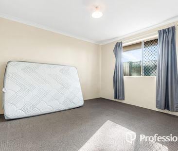 Spacious 3x1 with Huge Backyard! - Photo 4