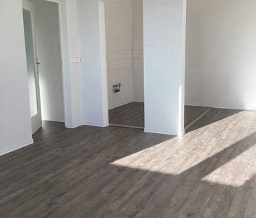 Zeit für ein neues Zuhause! Praktische 2-Zimmer-Wohnung mit Dusche - Foto 2