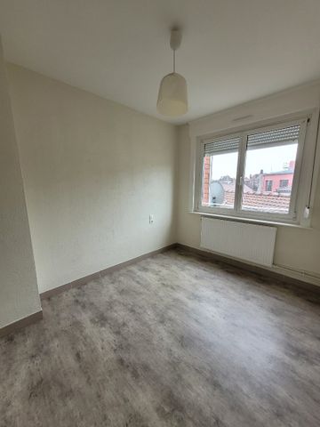 Location Appartement 3 pièces 51m² LENS 62300 - Photo 4