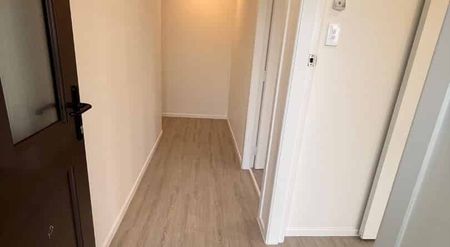 Beautifully Renovated Single-Level Family Home for Rent in Mangere Cul-de-Sac !! - Photo 5