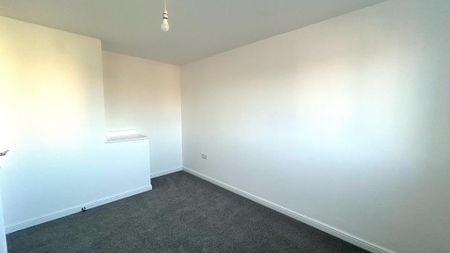 3 bedroom detached house to rent - Photo 2