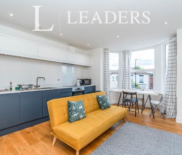 1 bedroom flat to rent - Photo 2