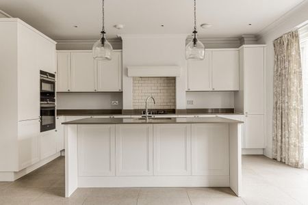 5 bedroom detached house to rent - Photo 3