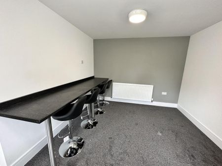 3 bedroom detached house to rent - Photo 5