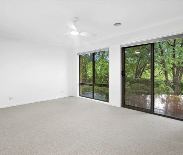 73 Macalister Crescent, Curtin. - Photo 6