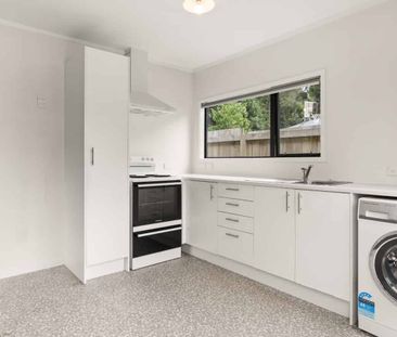 Modern Home in Great Location - Photo 3