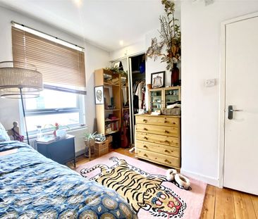 1 Bedroom - Photo 2