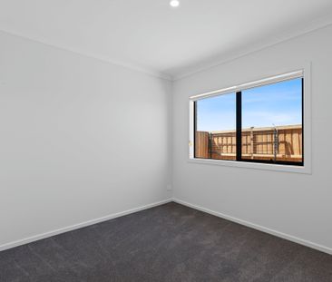 Thinking of selling? Contact our agent - Photo 4