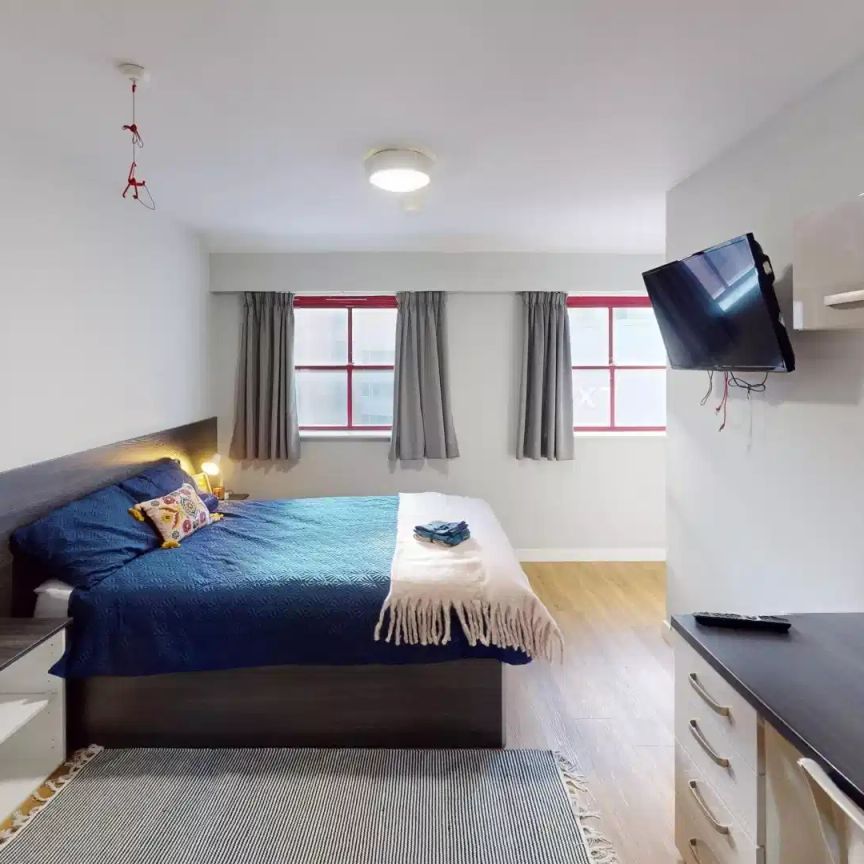 Deluxe Studio - Photo 1