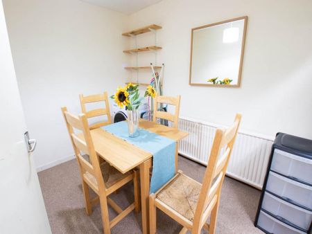 4 bedroom house to rent - Photo 3