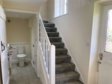 Three bedroom detached cottage in delightful country setting with large wrap around gardens and outbuilding. - Photo 5