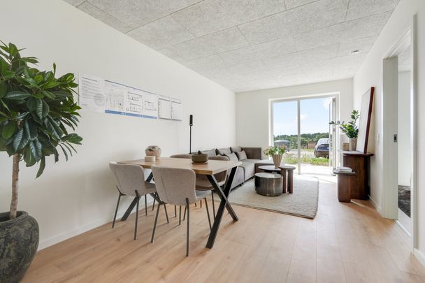 4-vær. rækkehus med egen terrasse - Photo 1