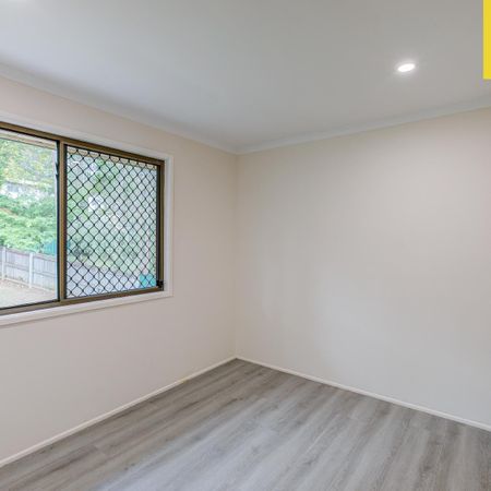 High-Set Family Home - Photo 5