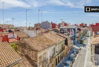 valencia, Valencian Community 46011