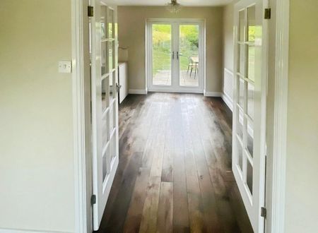 3 bedroom detached house to rent - Photo 2