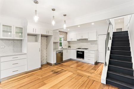 12a Vincent Street, Balmain NSW 2041 - House For Rent | Domain - Photo 3