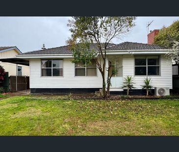 3 Ashton Street, Cobram, Vic 3644 - Photo 2