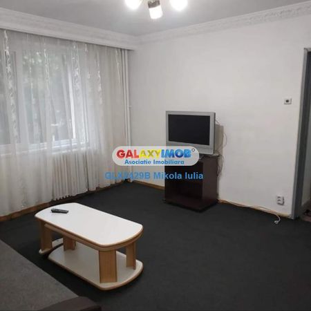 Apartament 3 camere Et 1/8 CT Bloc Unirii-Dimitrie Cantemir - Fotografie 2