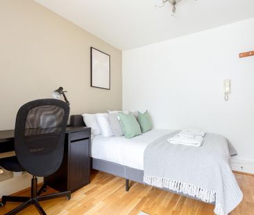 Studio to rent - Photo 5