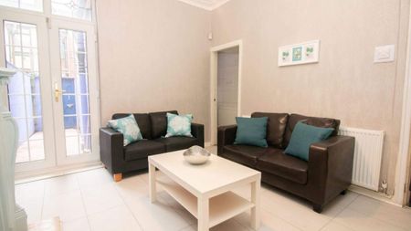 Romer Road, Liverpool. - Photo 4