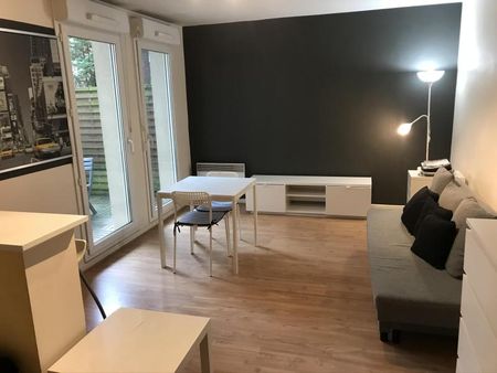Appartement à Louer à LILLE 600 € - Photo 2