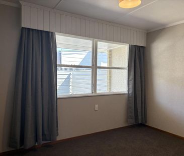 Short walk into local Gisborne CBD - Photo 4