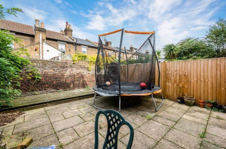 1 Bed Flat, Mafeking Avenue, TW8 - Photo 4